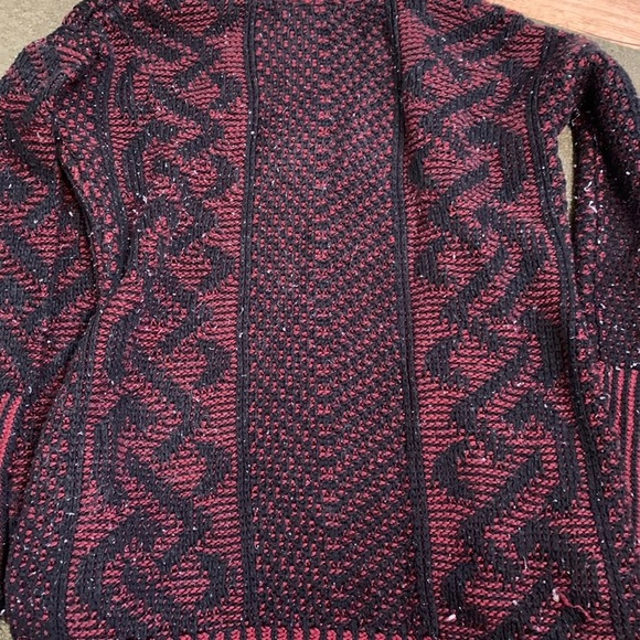 Red and black open women’s cardigan sweater! Dina be. Size- medium! Gently worn - Picture 8 of 9